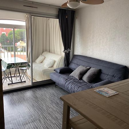 Appartement Studio avec belle vue sur le port à Agde Extérieur photo
