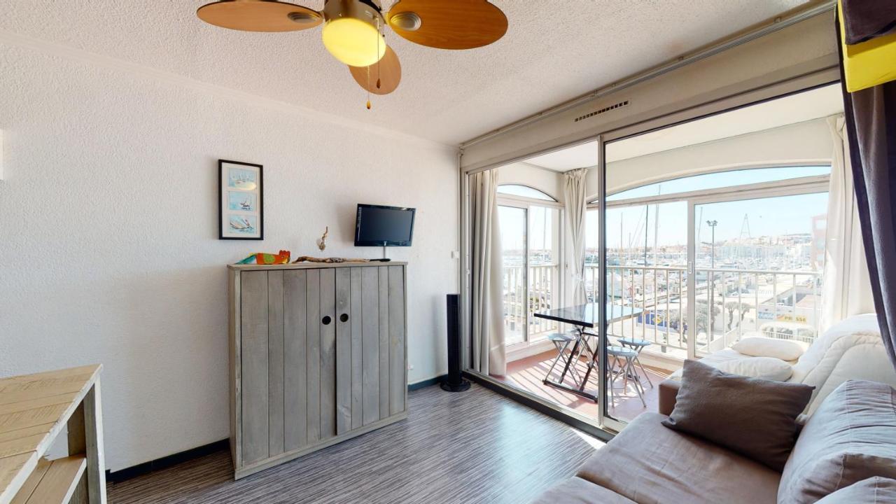 Appartement Studio avec belle vue sur le port à Agde Extérieur photo