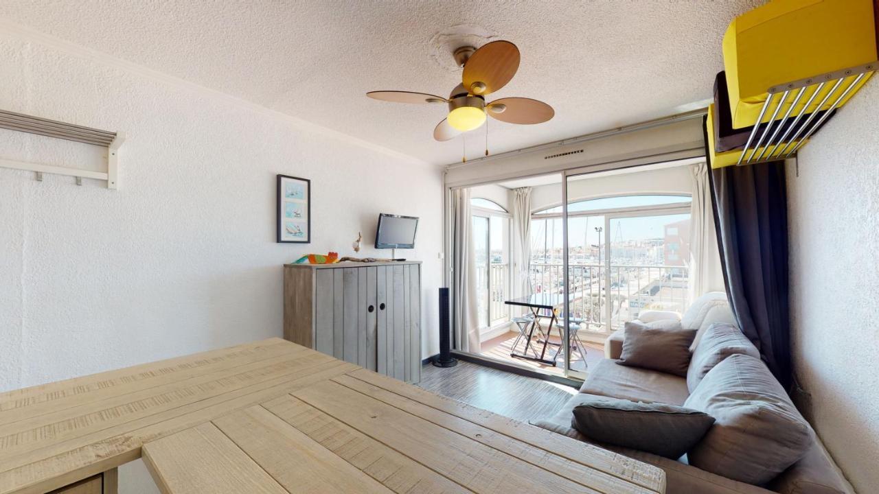 Appartement Studio avec belle vue sur le port à Agde Extérieur photo