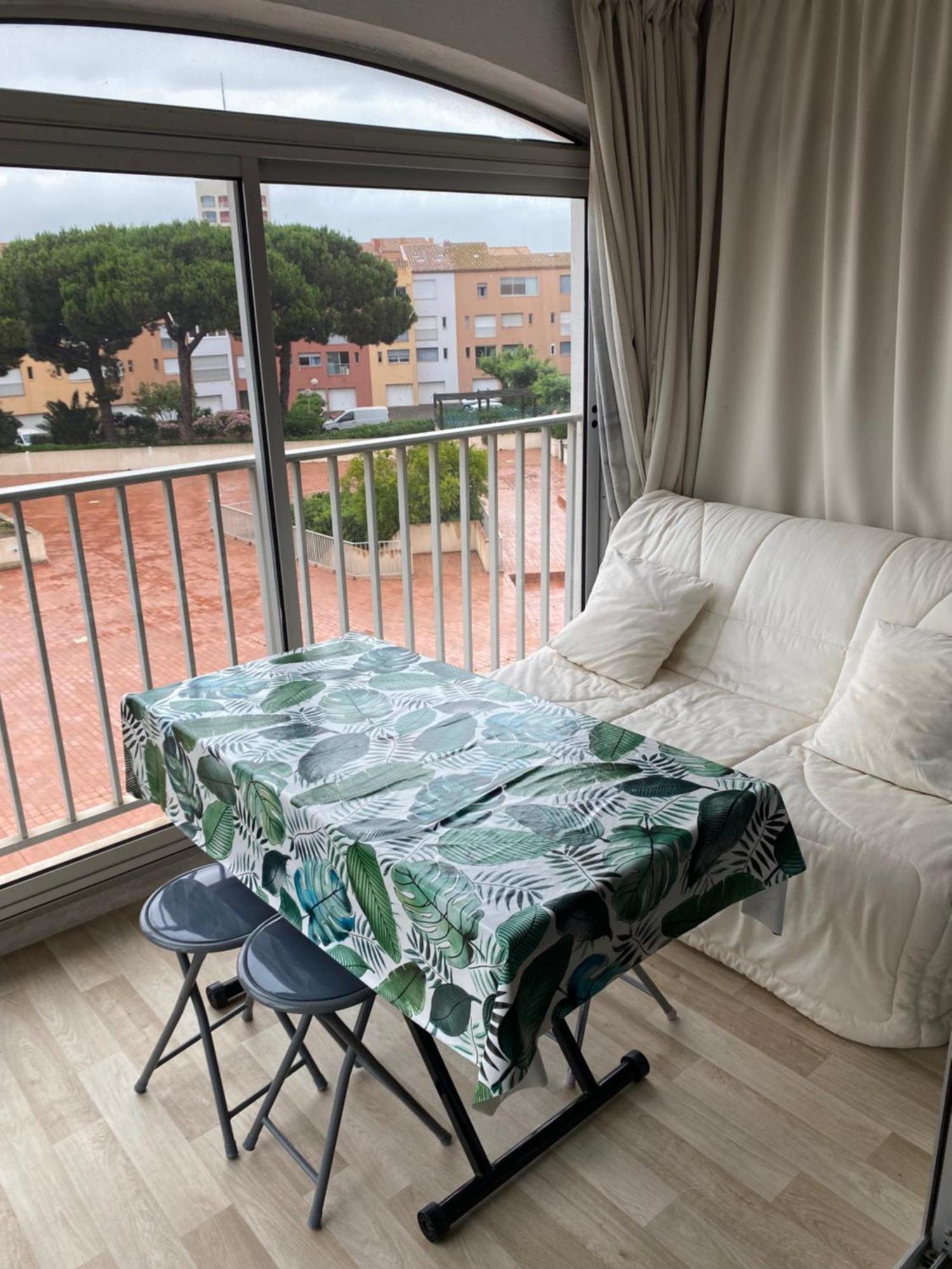 Appartement Studio avec belle vue sur le port à Agde Extérieur photo